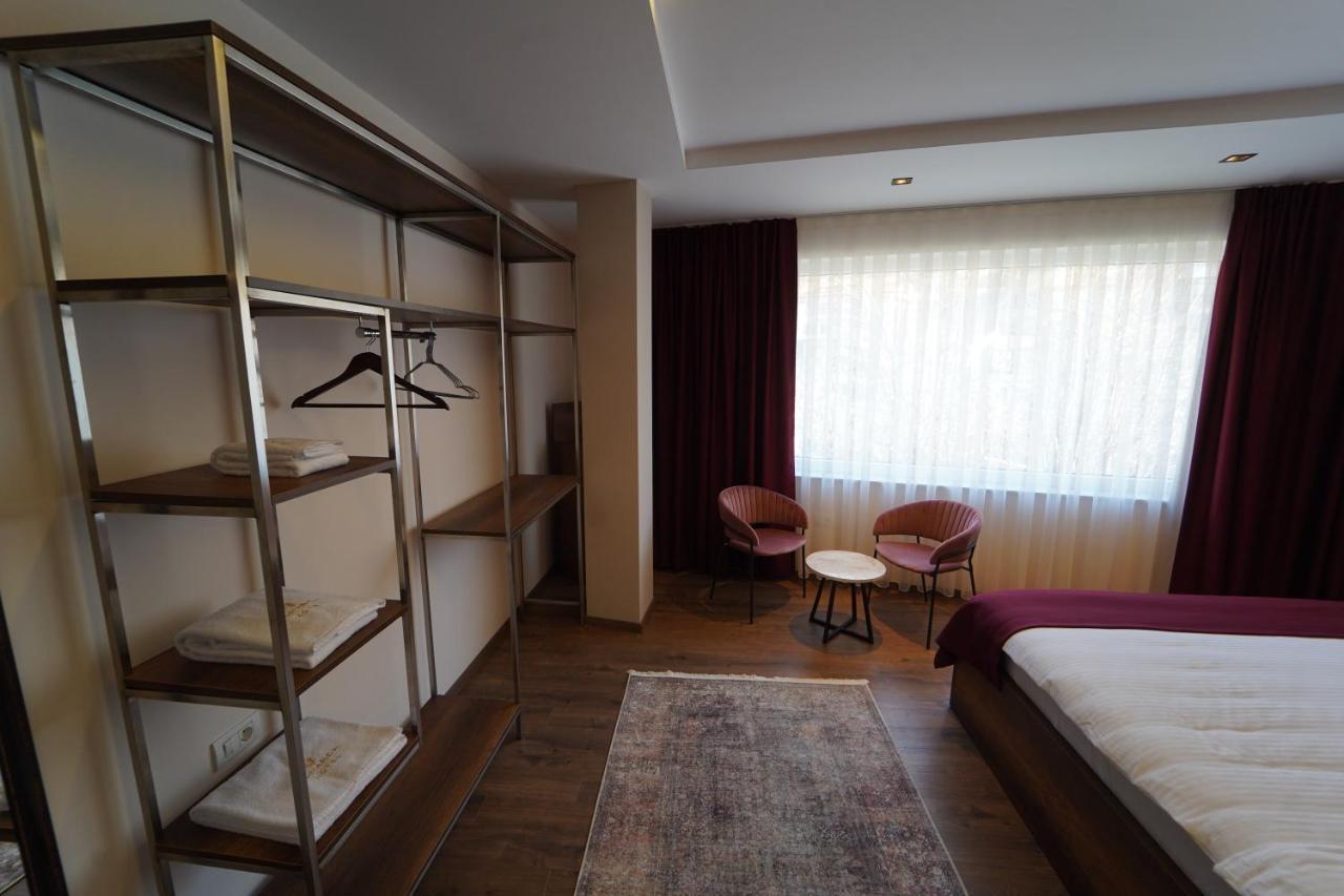 Monarch Hotel Prizren Eksteriør billede