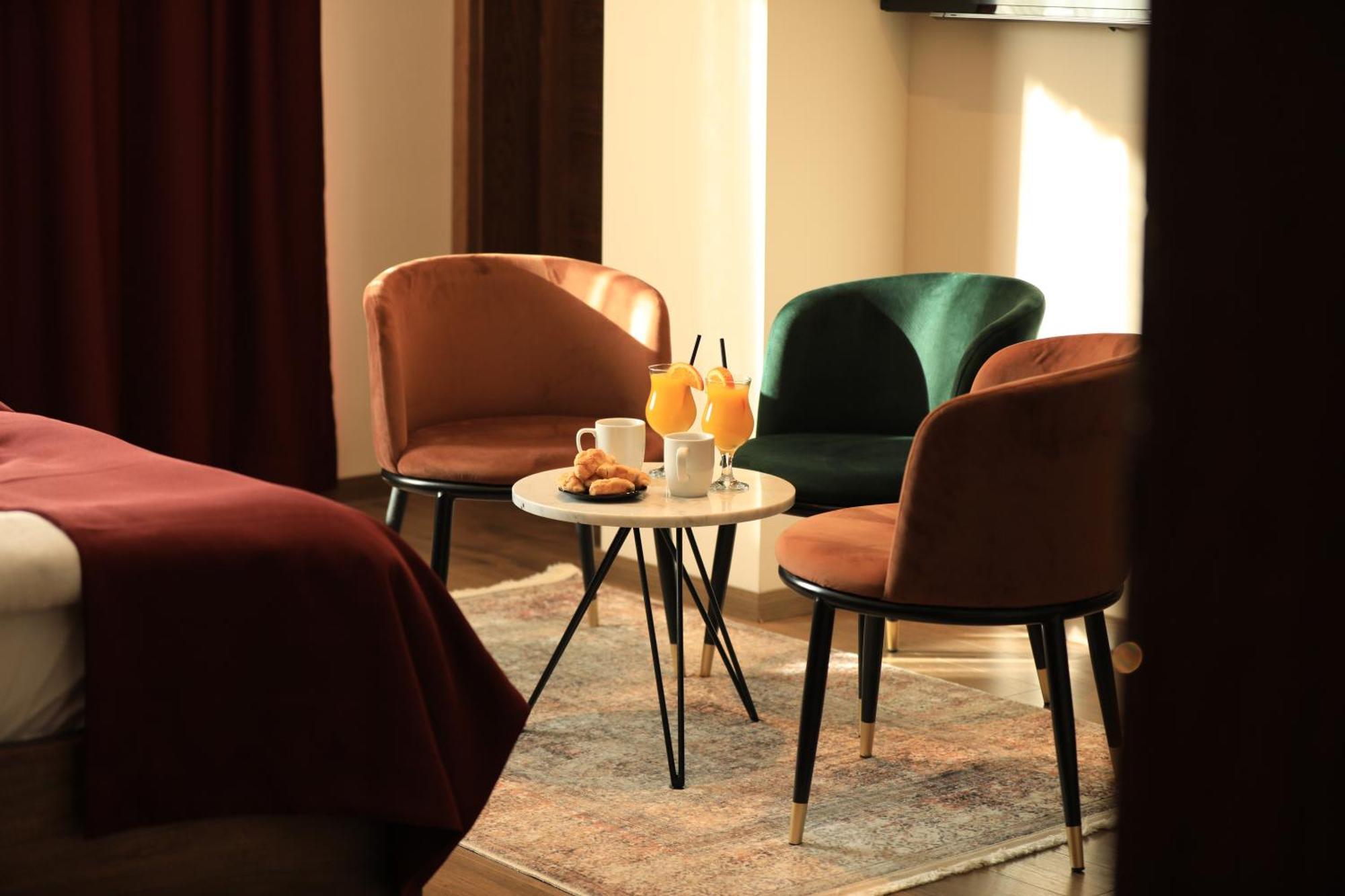 Monarch Hotel Prizren Eksteriør billede