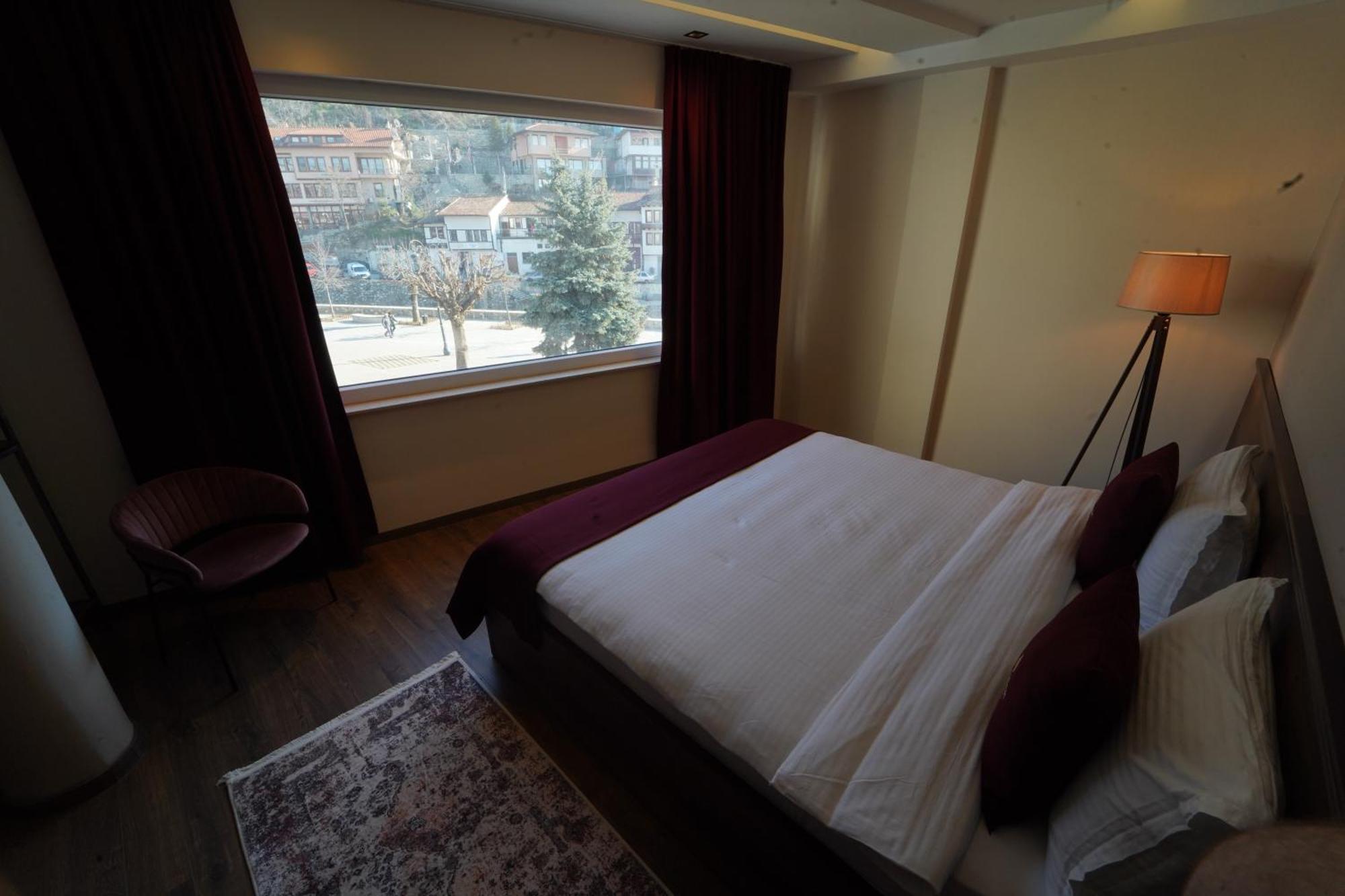 Monarch Hotel Prizren Eksteriør billede